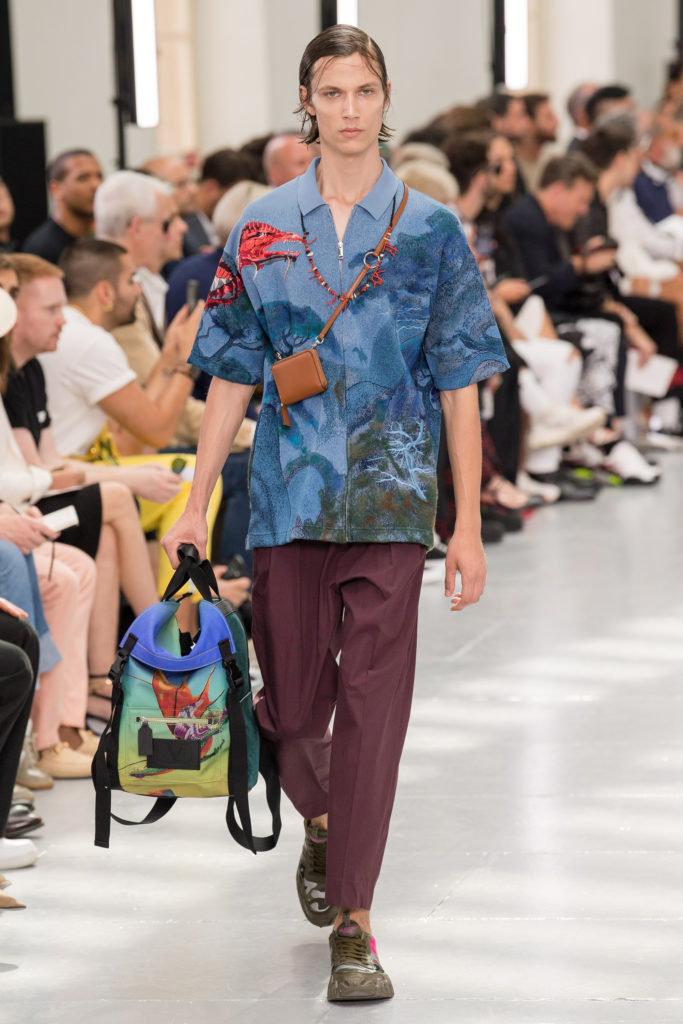 Il gilet uomo primavera estate 2021 Louis Vuitton è il più strano della moda